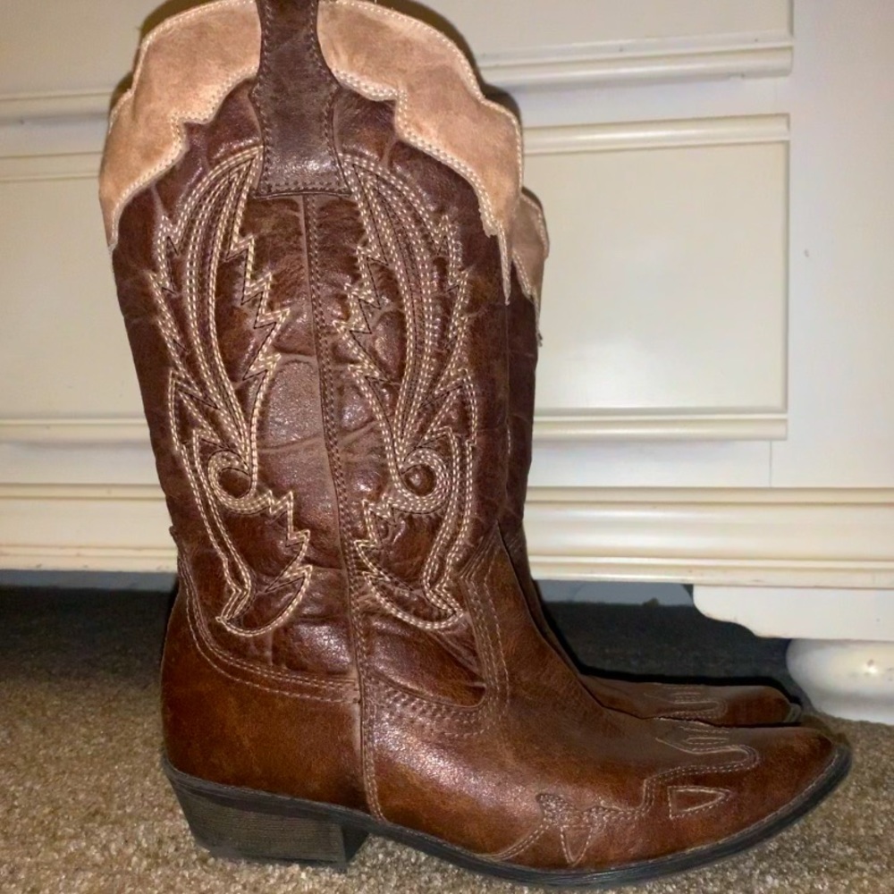 Coconuts Cimmaron Brown and Tan Cowboy Boots